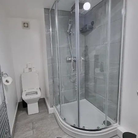 Apartment Comfy With Wi-fi And Smart Tv *