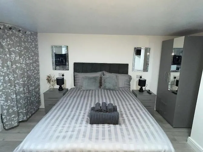 Apartment Comfy With Wi-fi And Smart Tv *