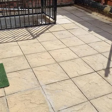 Comfy With Wi-fi And Smart Tv *