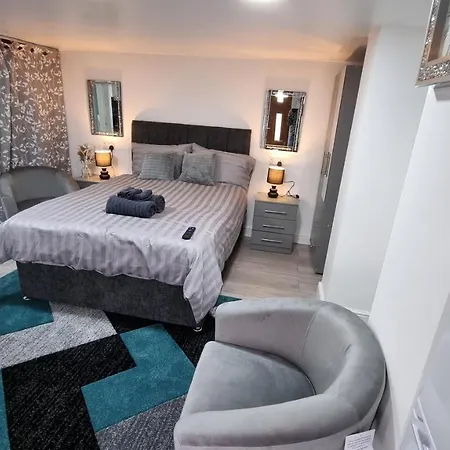 Comfy With Wi-fi And Smart Tv 아파트 리즈
